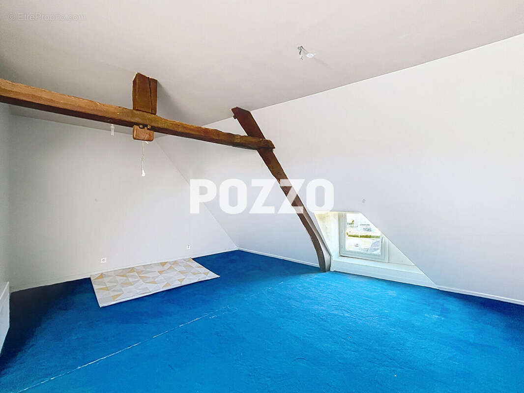 Maison à SAINT-LAURENT-DE-CUVES