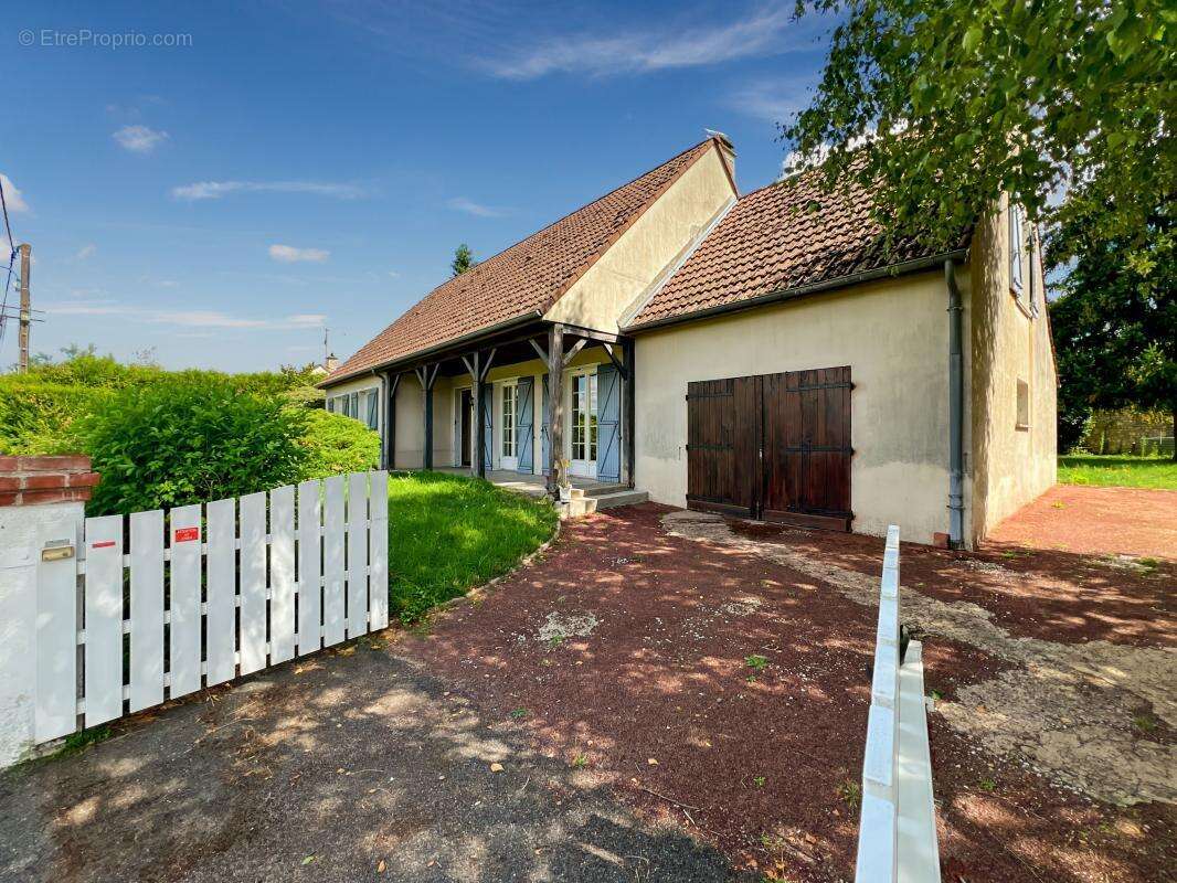Maison à LAILLY-EN-VAL