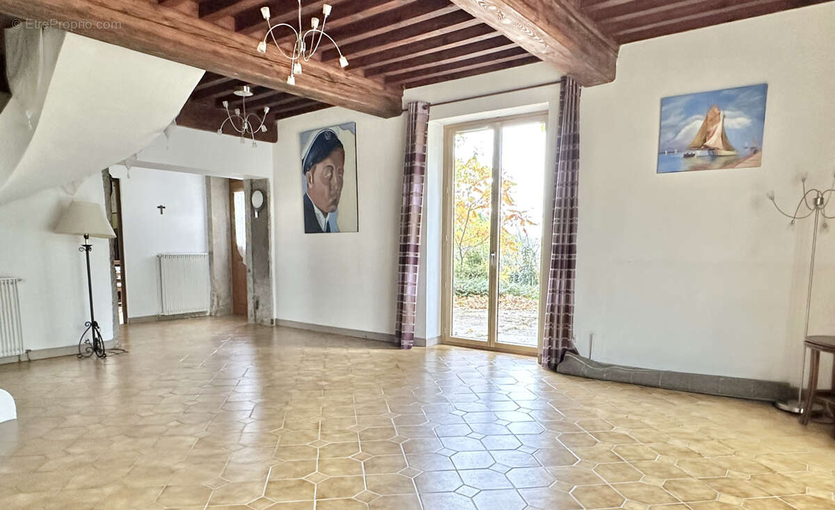 Maison à BRINDAS