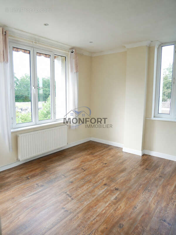 Maison rénovée à Miramont   5 chambres   Possibilité 2 logements - photo 18