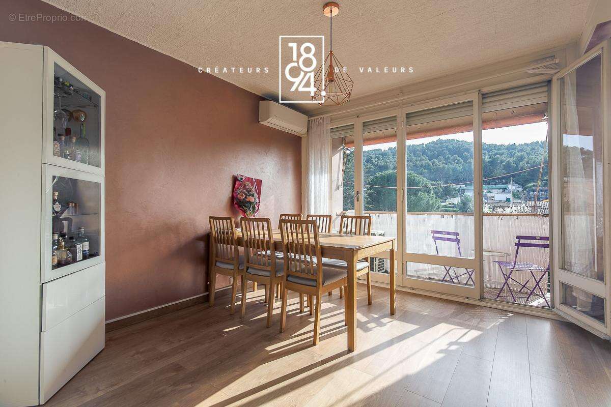 Appartement à LES PENNES-MIRABEAU