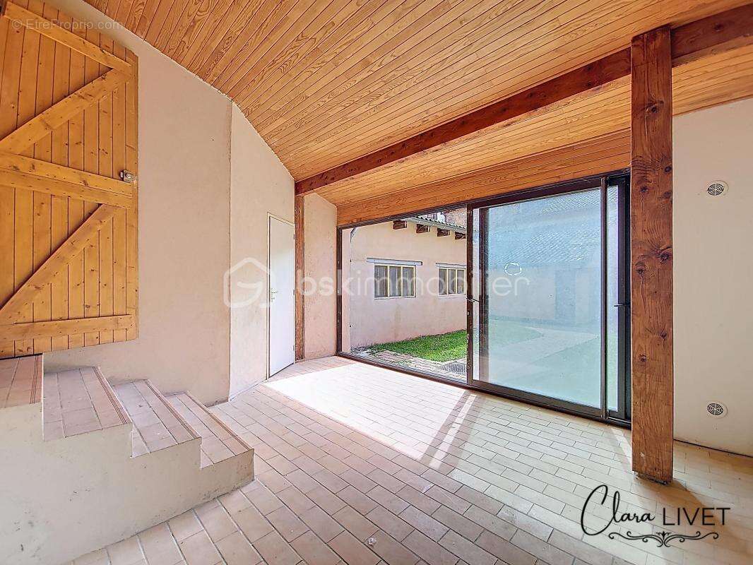 Appartement à CHESSY