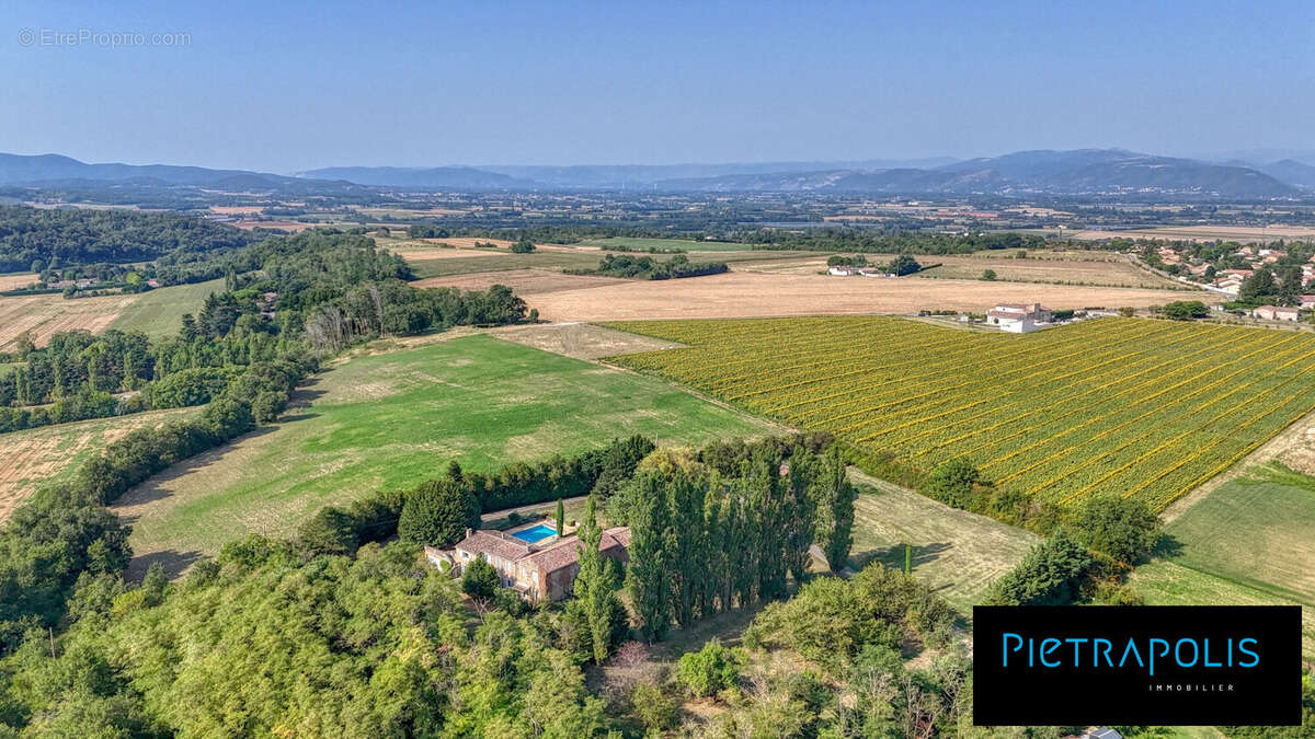 Maison à ETOILE-SUR-RHONE
