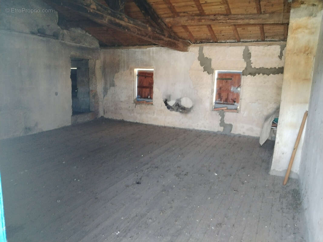 Maison à MONTPON-MENESTEROL