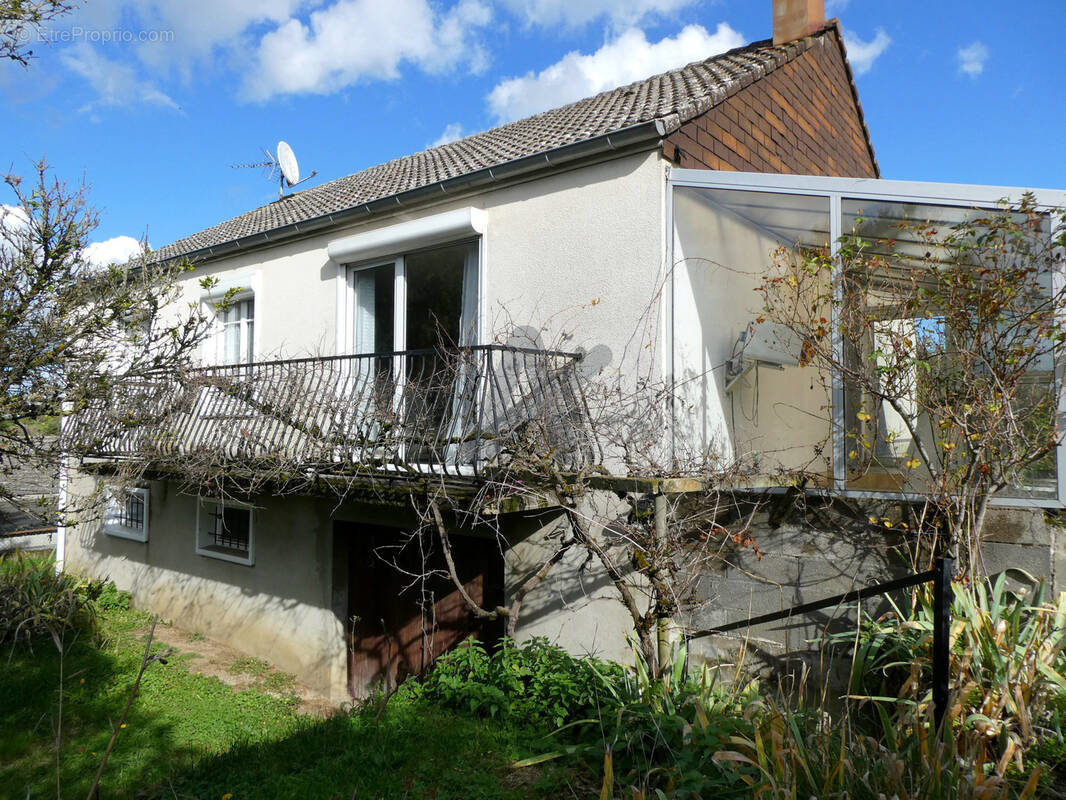 Maison à BESSENAY