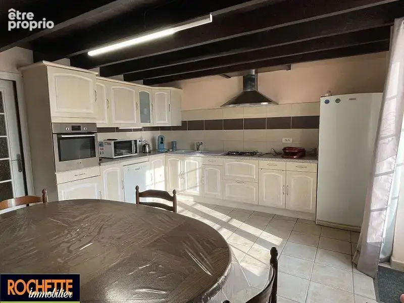 Maison 145 m² à Neulise  - photo 4