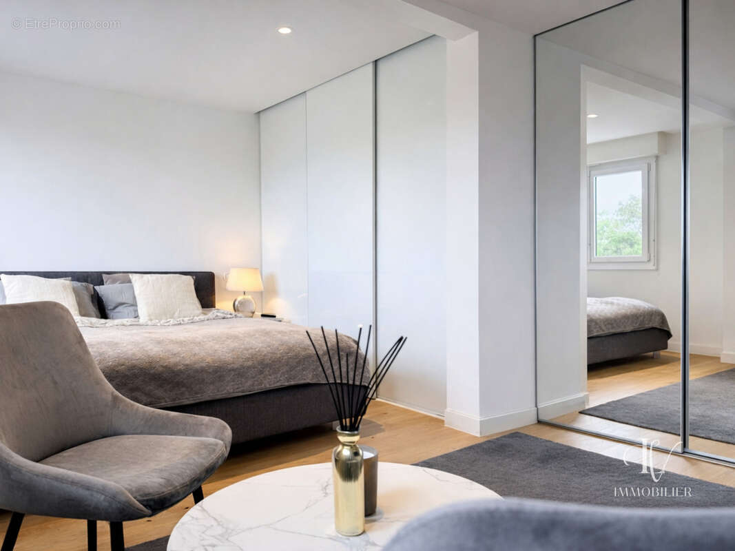 Appartement à AMBILLY