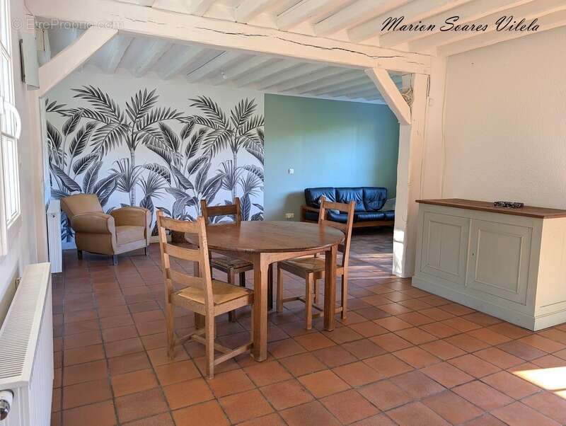 Maison à CHAUMES-EN-BRIE