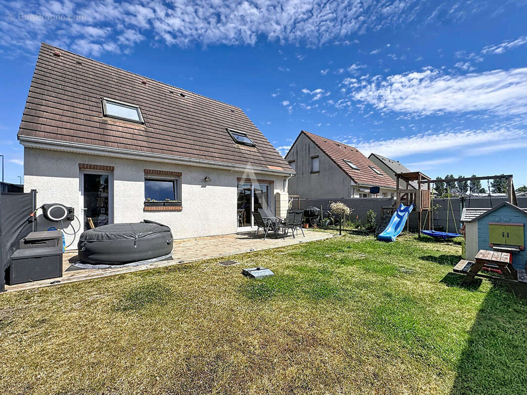 Maison à CALAIS