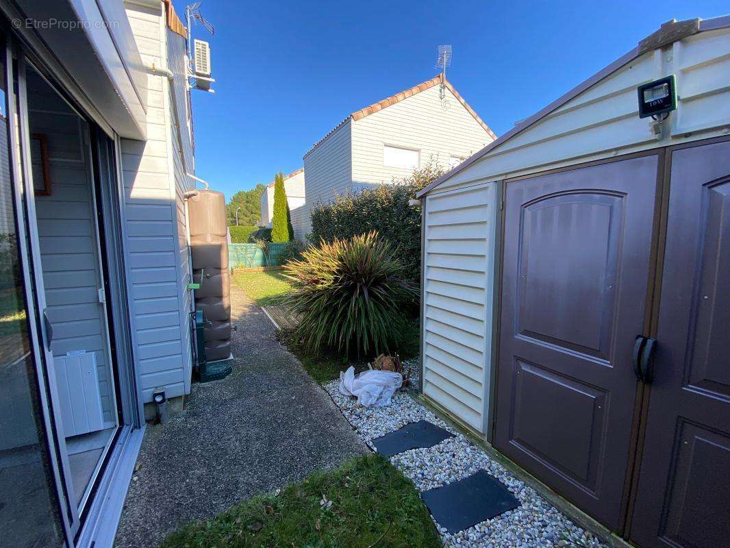 Maison à LES MATHES