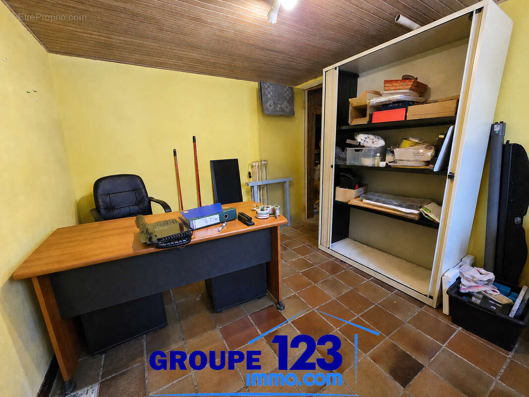 VILLEFARGEAU (89) - Maison de caractère de 102,5 m2, 3 chambres, avec sous-sol total, dépendances et terrain c - photo 11