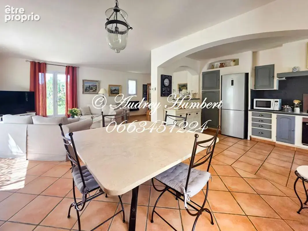EXCLUSIVITÉ, SAINTE-TULLE, Quartier prisé pour cette Villa de 140 m² avec piscine et magnifique jardin - photo 4