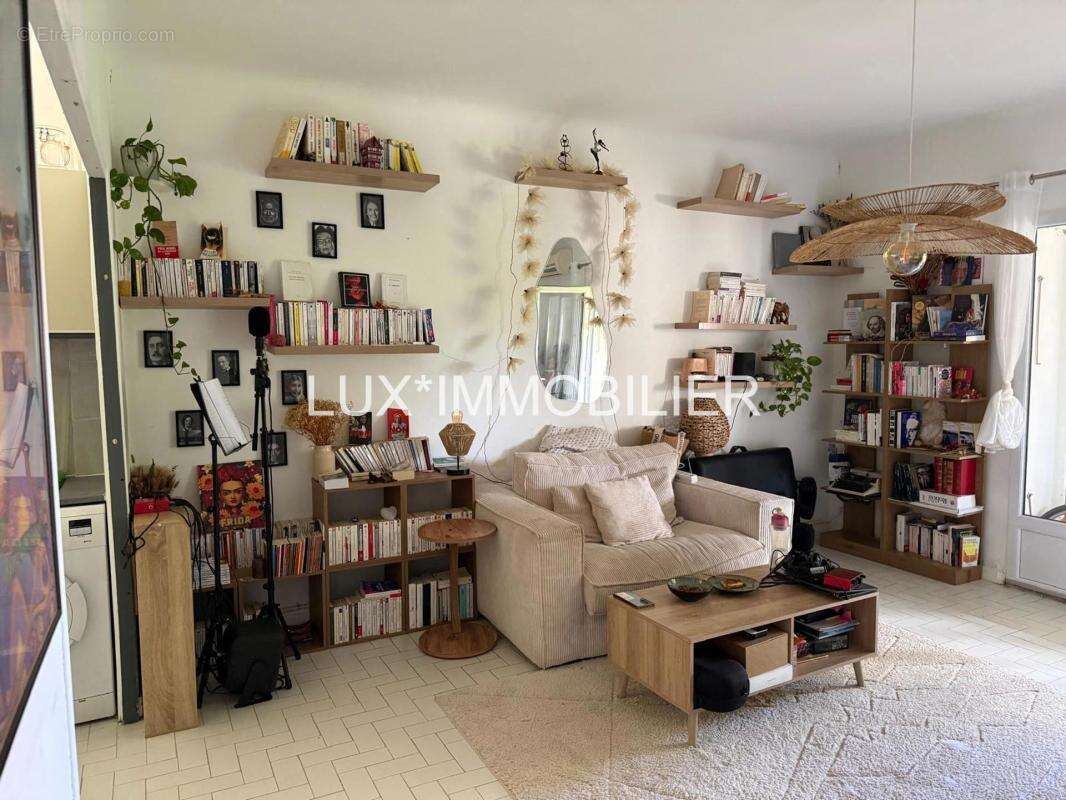 Maussane-les-alpilles - maison de rapport · 2 lots loués - photo 8