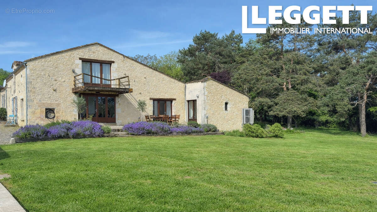 Belle propriété en pierre , 6 chambres,  avec vue dégagée et piscine, située  entre  Eymet et Bergerac - photo 3