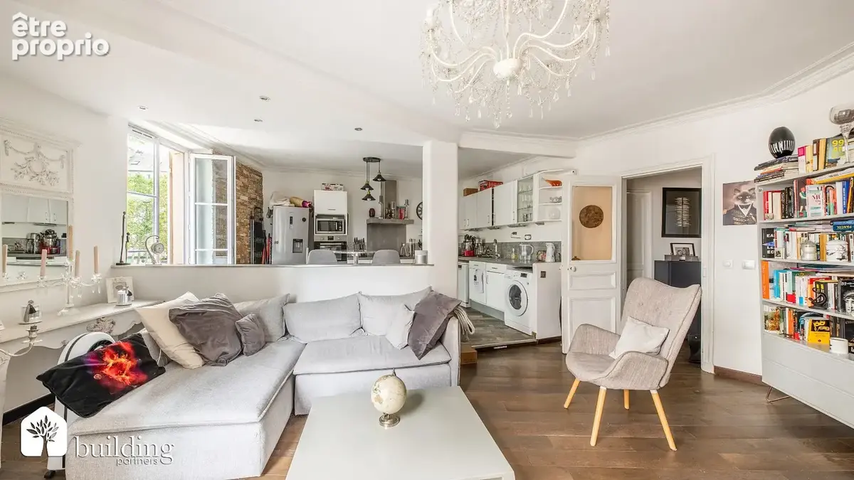 Paris 17e Ternes / Saint-Ferdinand - Appartement 4 pièces de 81 m² - photo 4