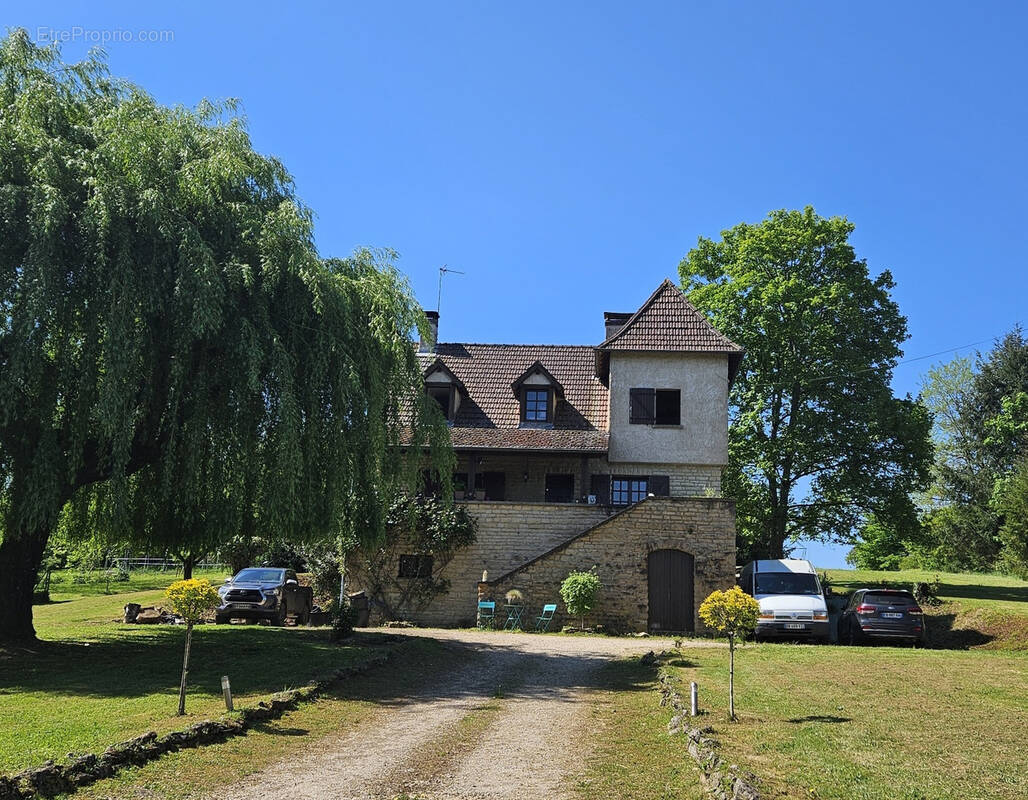 Maison à SANTENAY