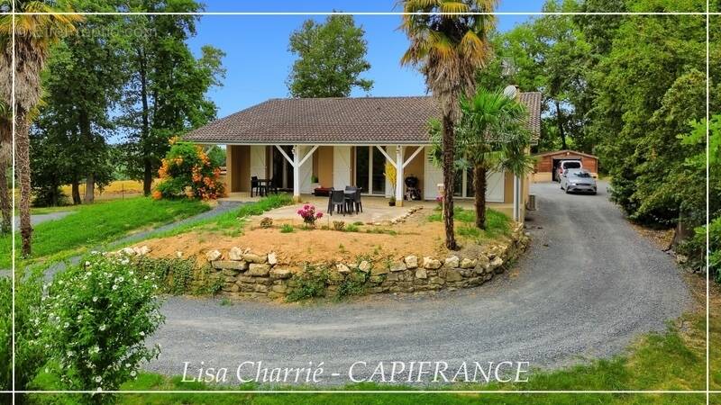 Maison à VIC-FEZENSAC