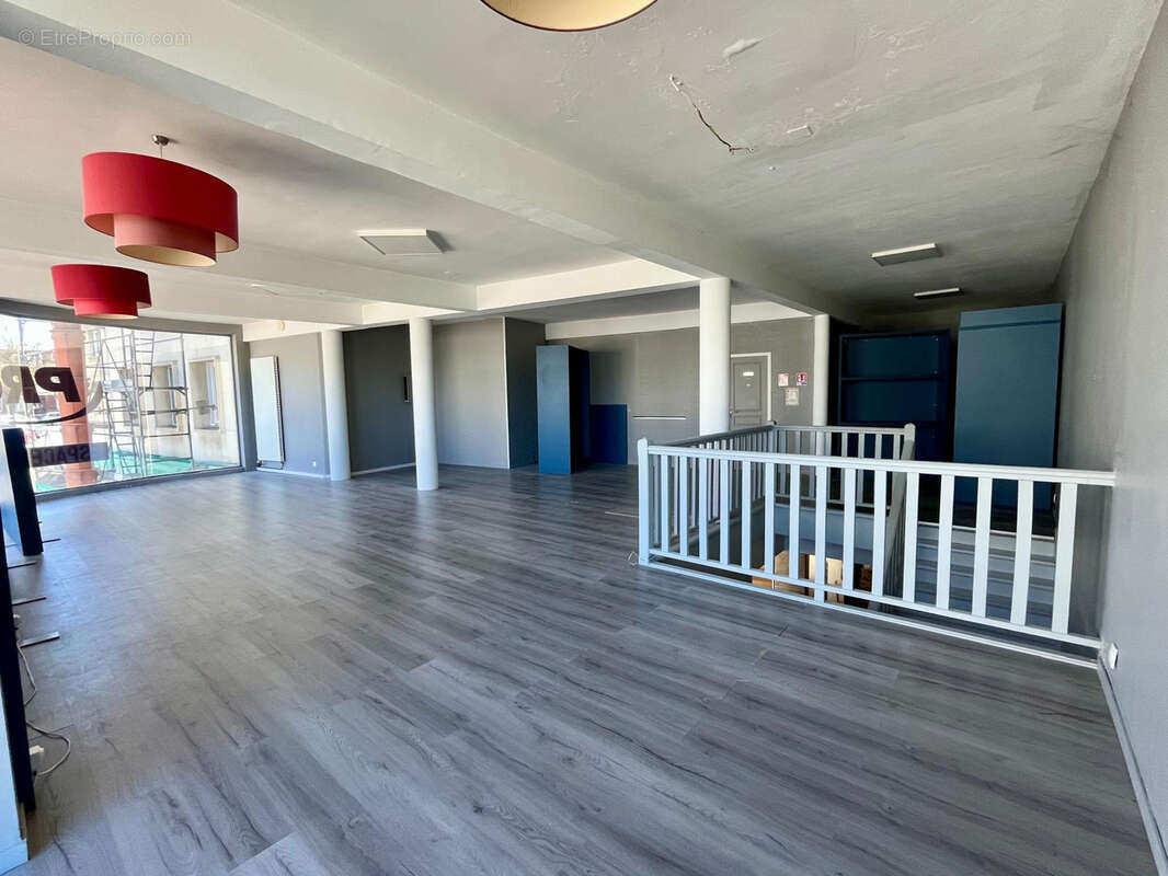 Commerce à LOUVIERS