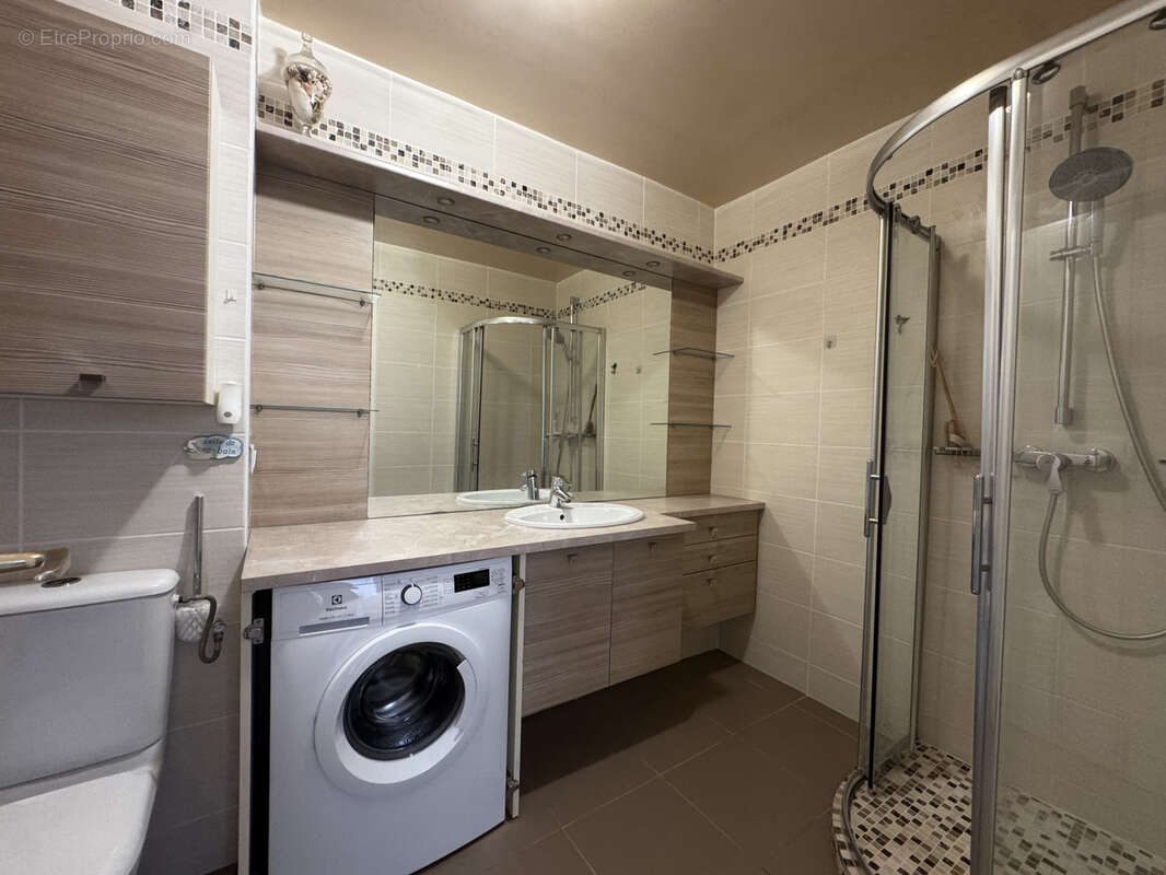 Appartement à HYERES