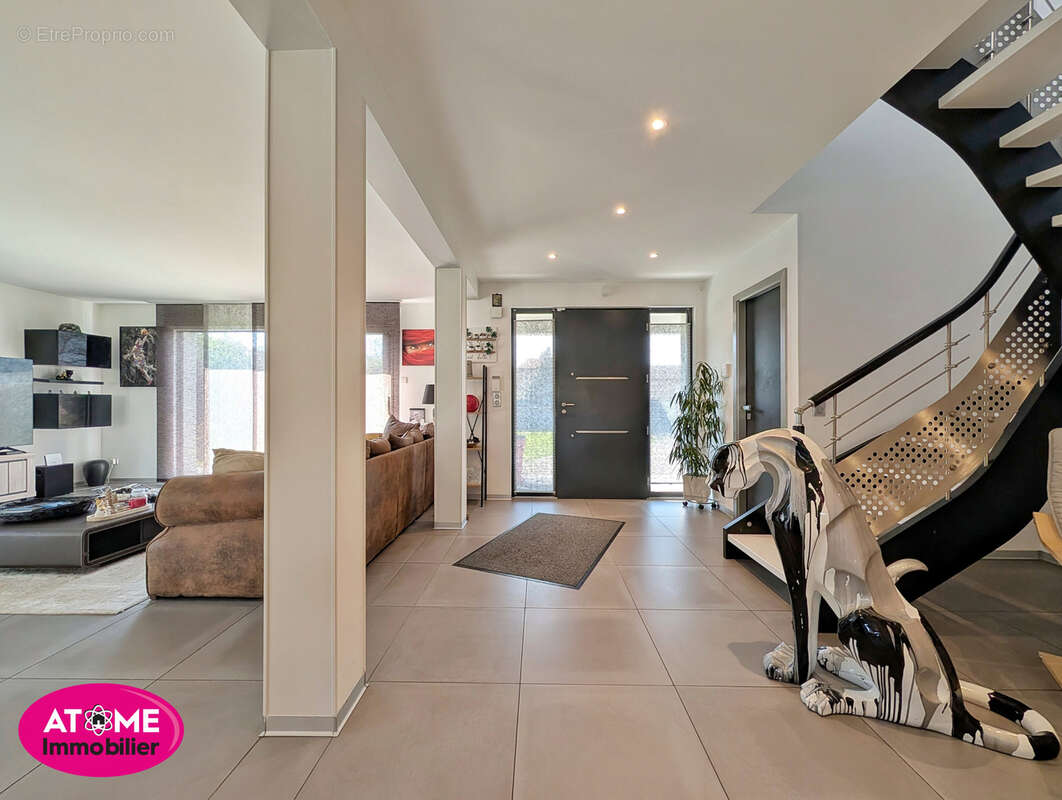 Maison à SAINTE-MARIE-AUX-CHENES