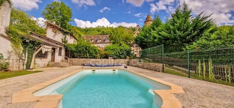 Appartement à FONTAINE-LA-RIVIERE