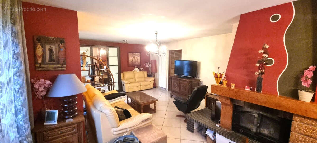 Maison à AUDINCOURT