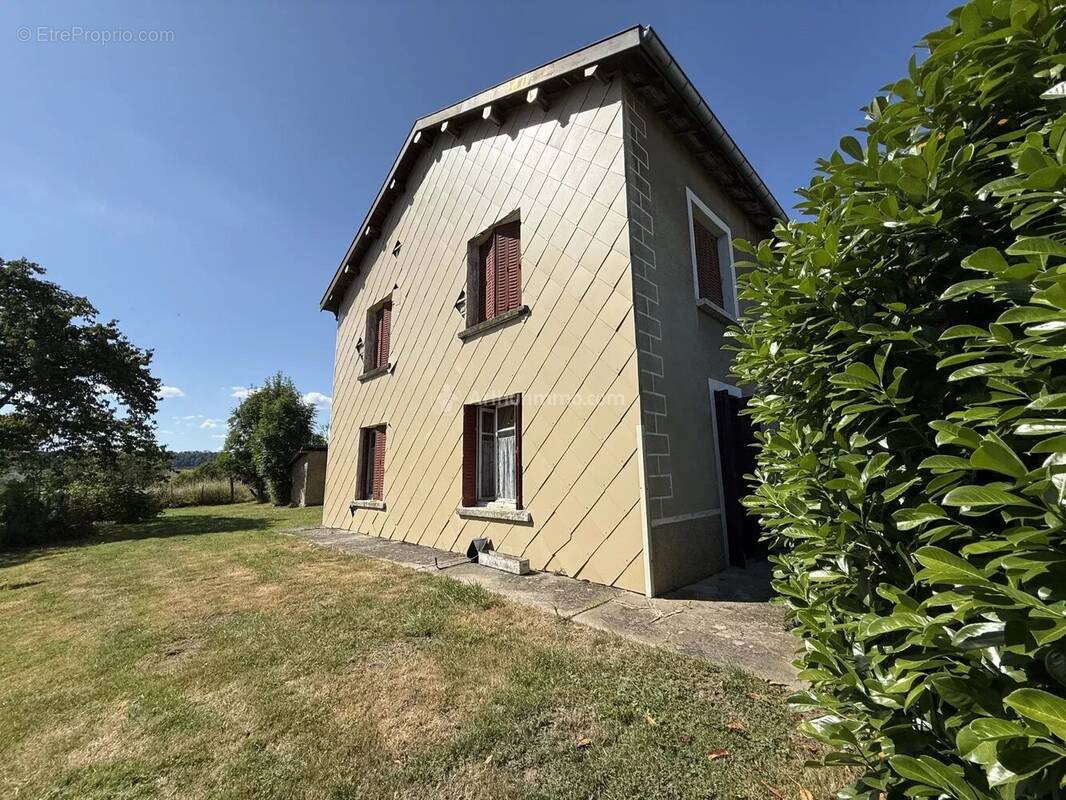 Maison à CHAUMONT-LA-VILLE