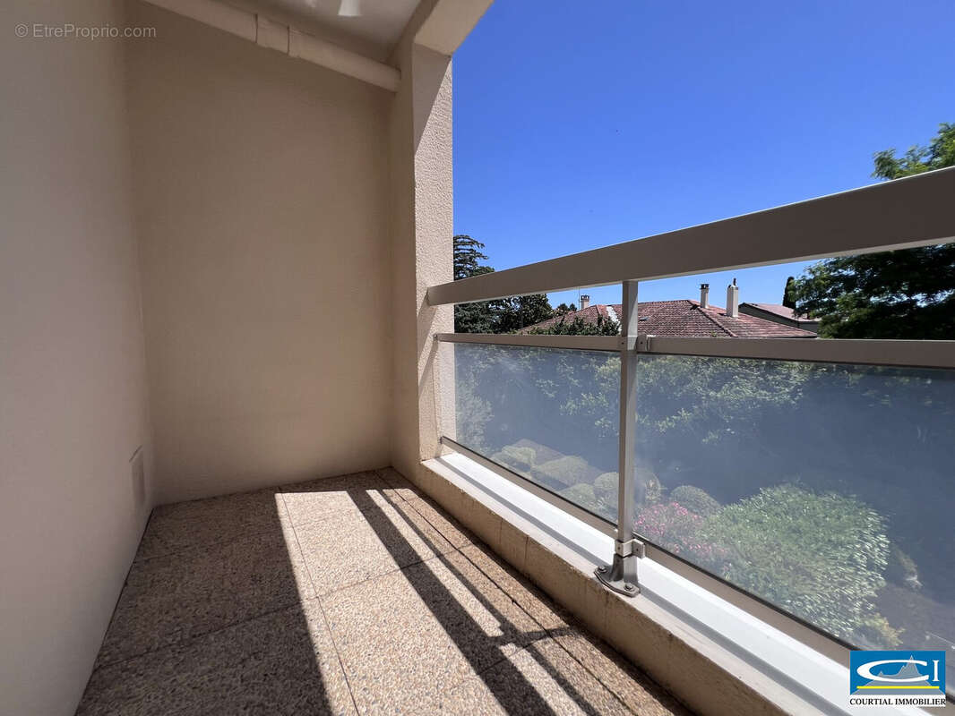 Appartement à TOURNON-SUR-RHONE