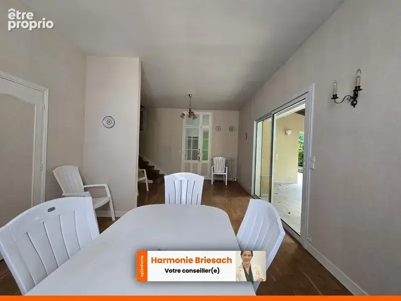 Maison familiale avec grand jardin, terrasse couverte et garage - photo 3