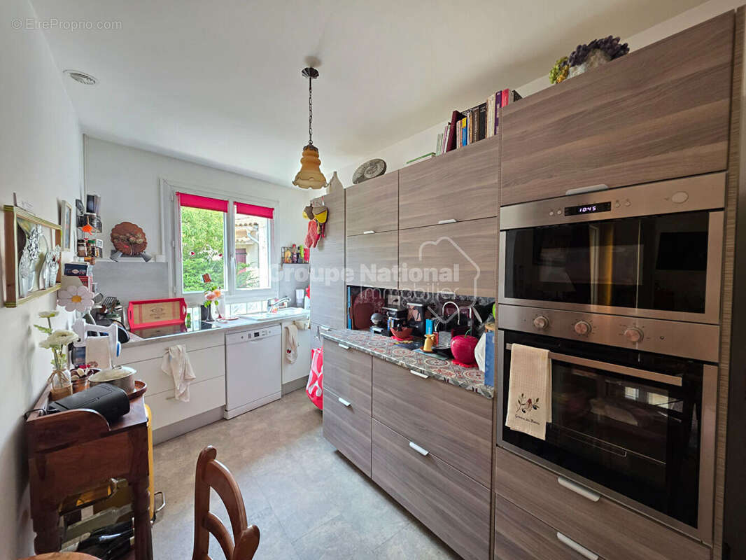 Maison à GREOUX-LES-BAINS