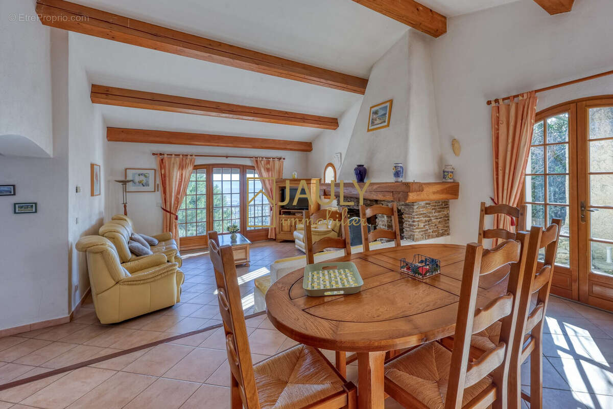 Maison à LA FARLEDE