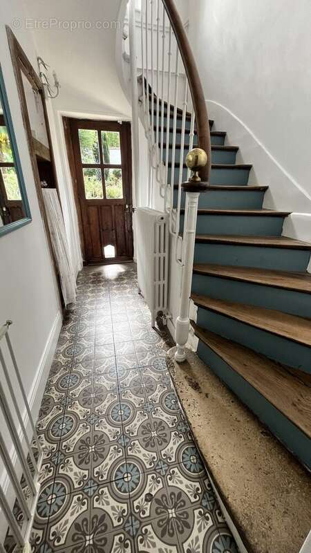 Maison à MONTIGNY-LES-CORMEILLES