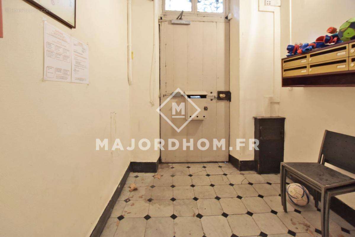 Appartement à MARSEILLE-5E