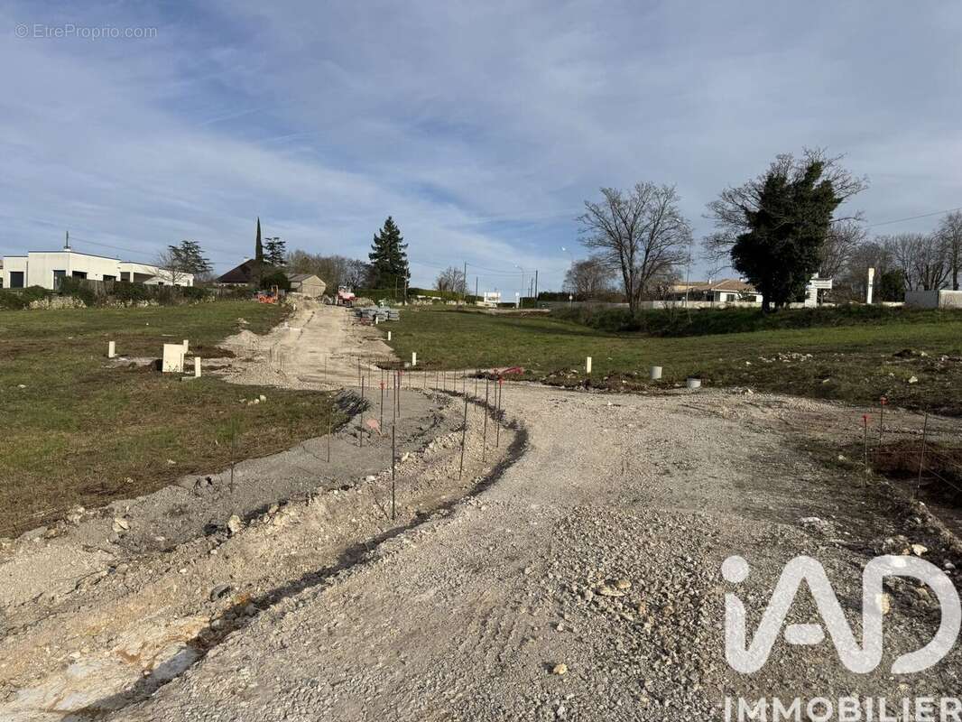 Photo 4 - Terrain à ANGOULEME