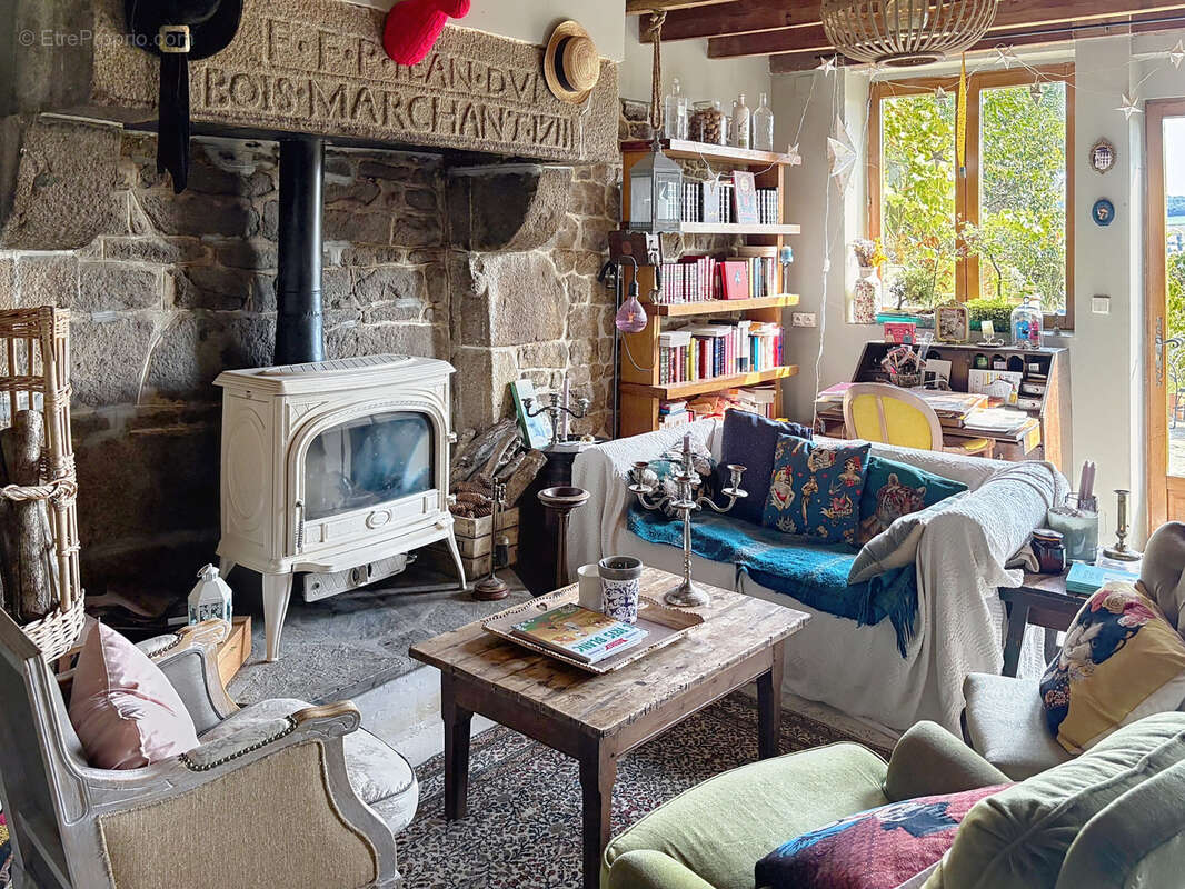 Maison à JUVIGNY-LE-TERTRE