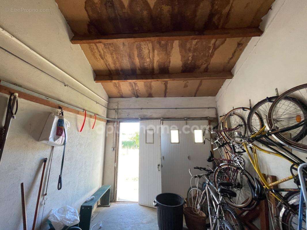 Propriété de 1300 m² – Potentiel de Division – Cœur de Village- rare -opportunité - photo 27
