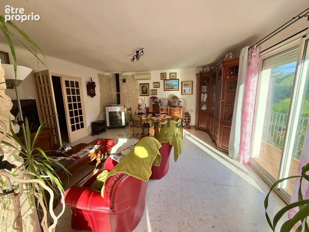 Laroque des Albères - Belle villa sur deux niveaux - photo 2