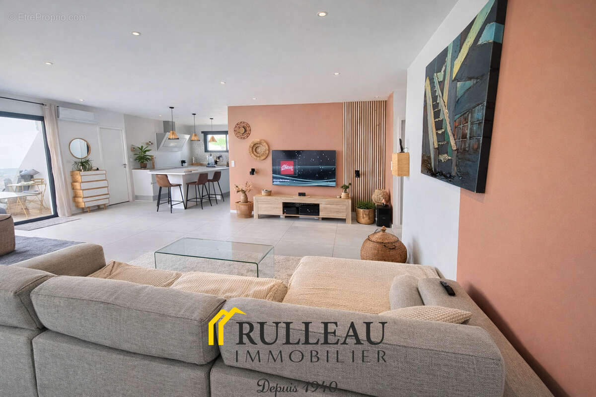 AMBARES, maison contemporaine de 138 m2 de SH -  plain pied - 4 chambres (dont 1 suite parentale) et 1 bureau - photo 4