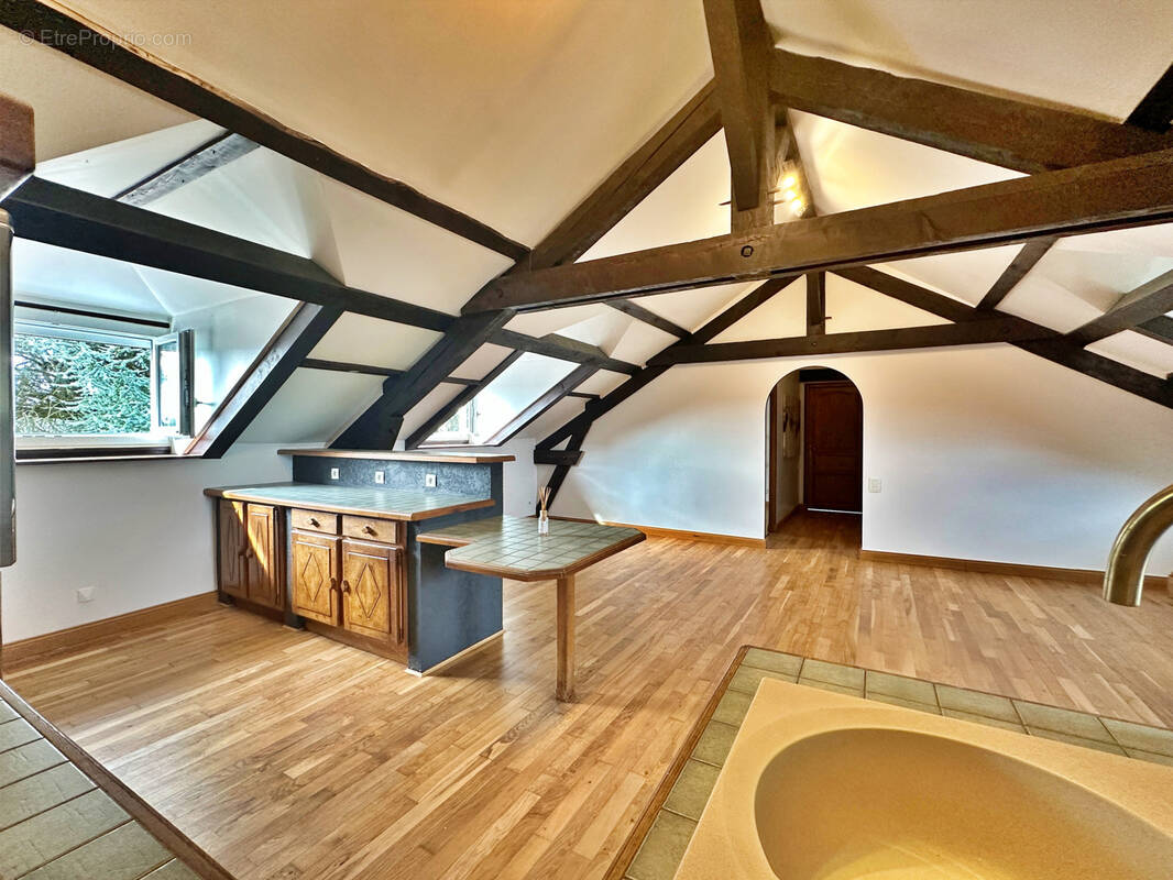 Appartement à SAINT-CLAIR-DE-LA-TOUR