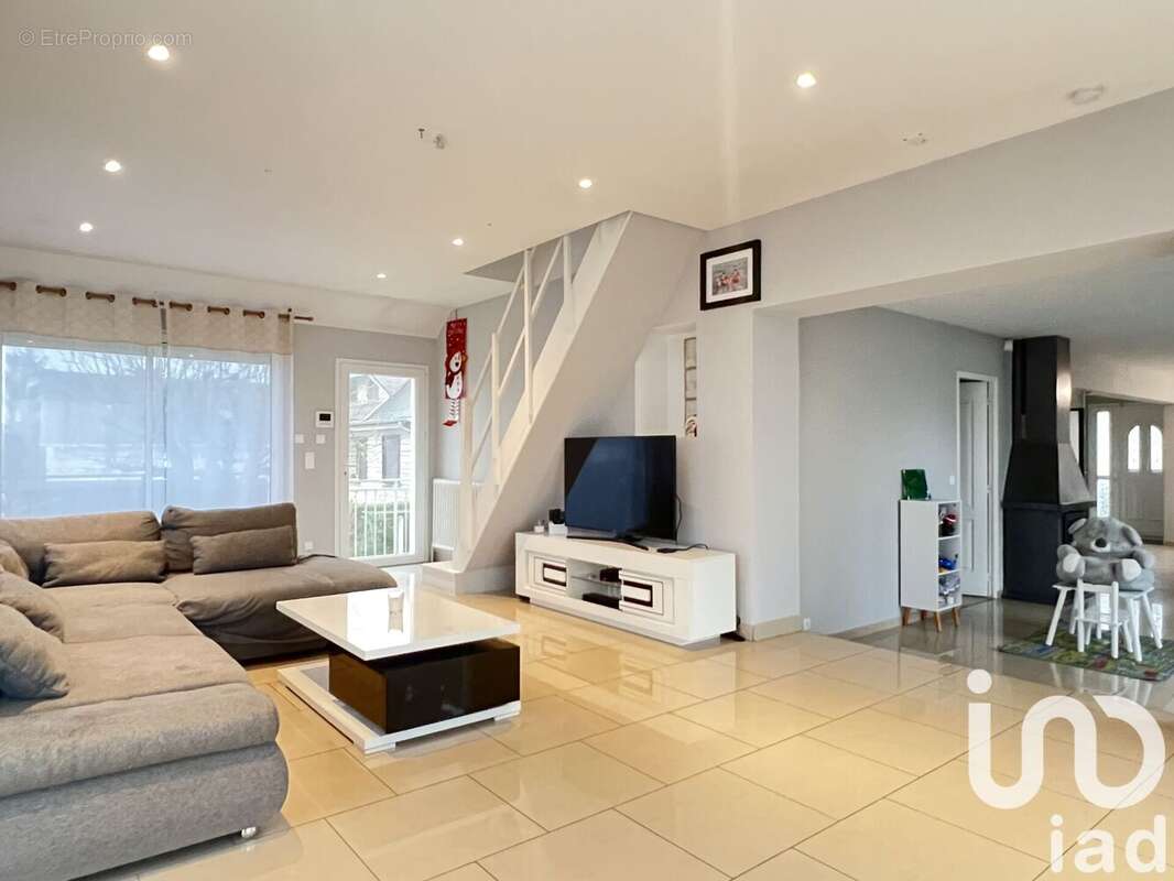 Photo 3 - Maison à SAINTE-GENEVIEVE