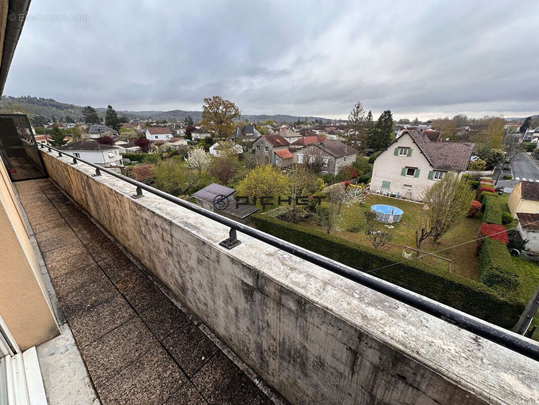 Appartement à TERRASSON-LAVILLEDIEU