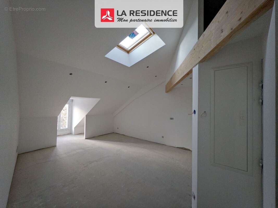 Appartement à LES MUREAUX
