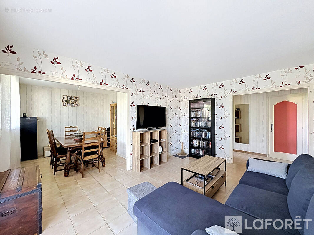 Appartement à BOURGOIN-JALLIEU