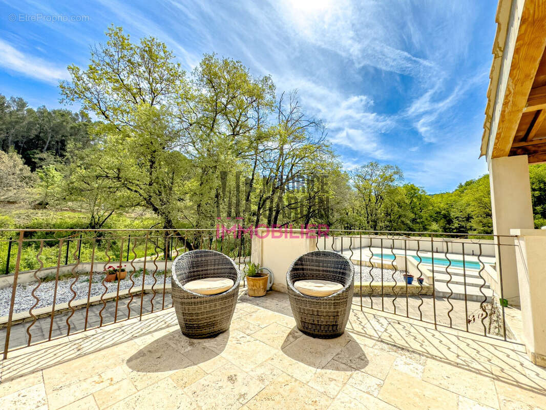 Maison à MALEMORT-DU-COMTAT