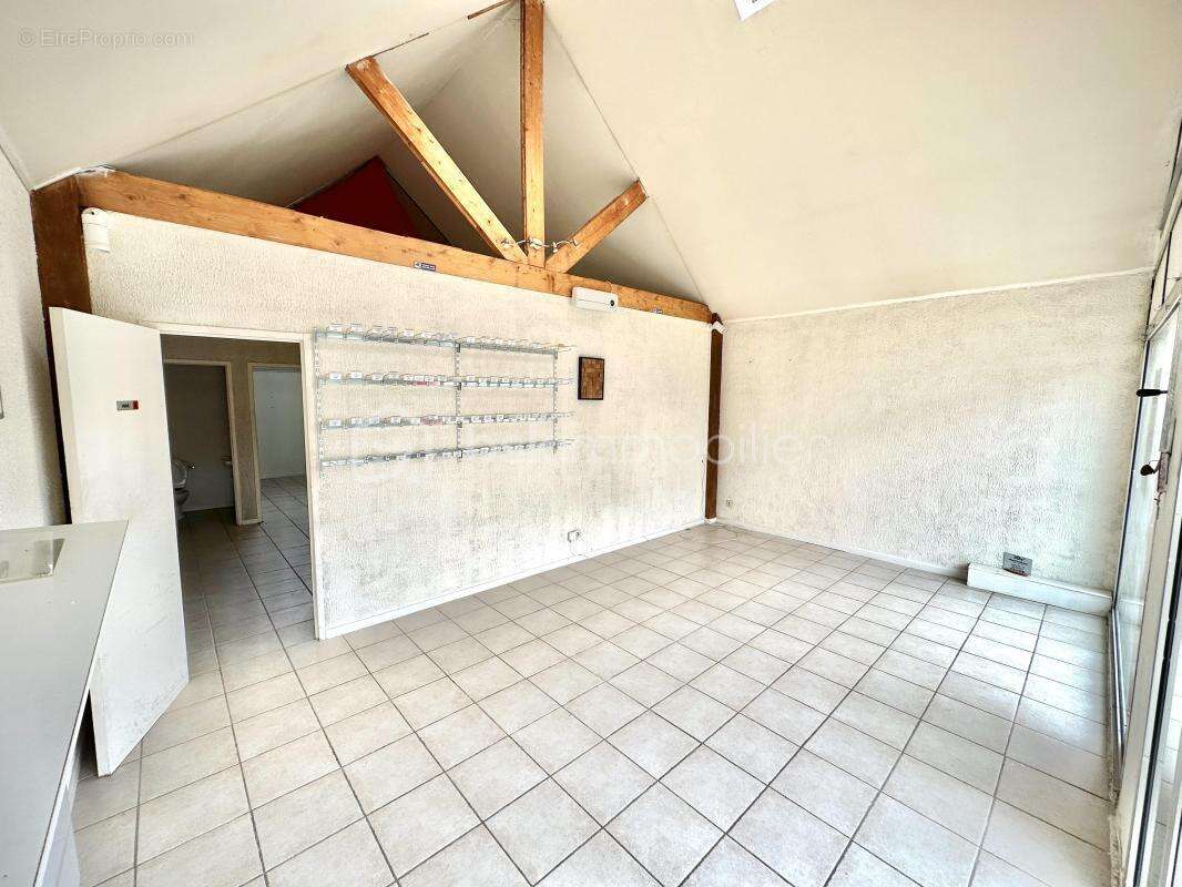 Commerce à ERGUE-GABERIC