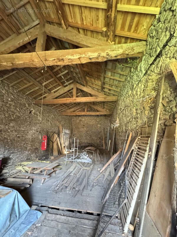 Belle ferme ardechoise avec dependances - photo 17
