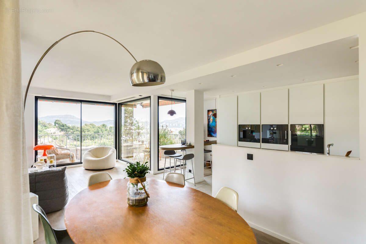 Appartement à MARSEILLE-7E