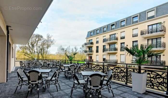 INVESTISSEMENT LOCATIF  SAUMUR  Résidence multigénérationnelle Heurus Epona - 4,62% de rentabilité - photo 10