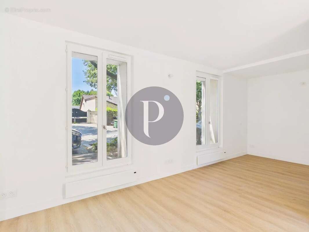 Sceaux 92 local  de 19 m² - photo 12
