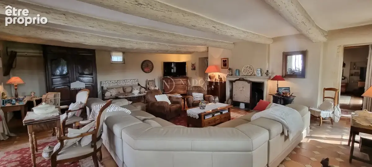 Mas ancien sur 4.7Ha de terrain avec dépendances. - photo 6